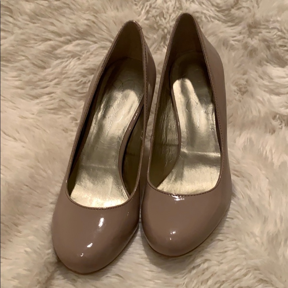 Jessica Simpson 👠 “Field” - Picture 2 of 8